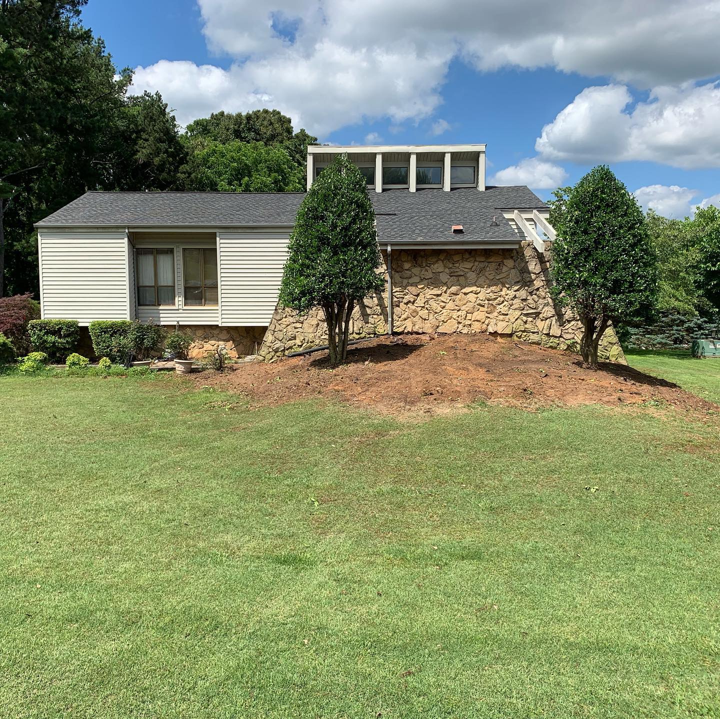 Landscaping for 3R Outdoor in West Knoxville, TN